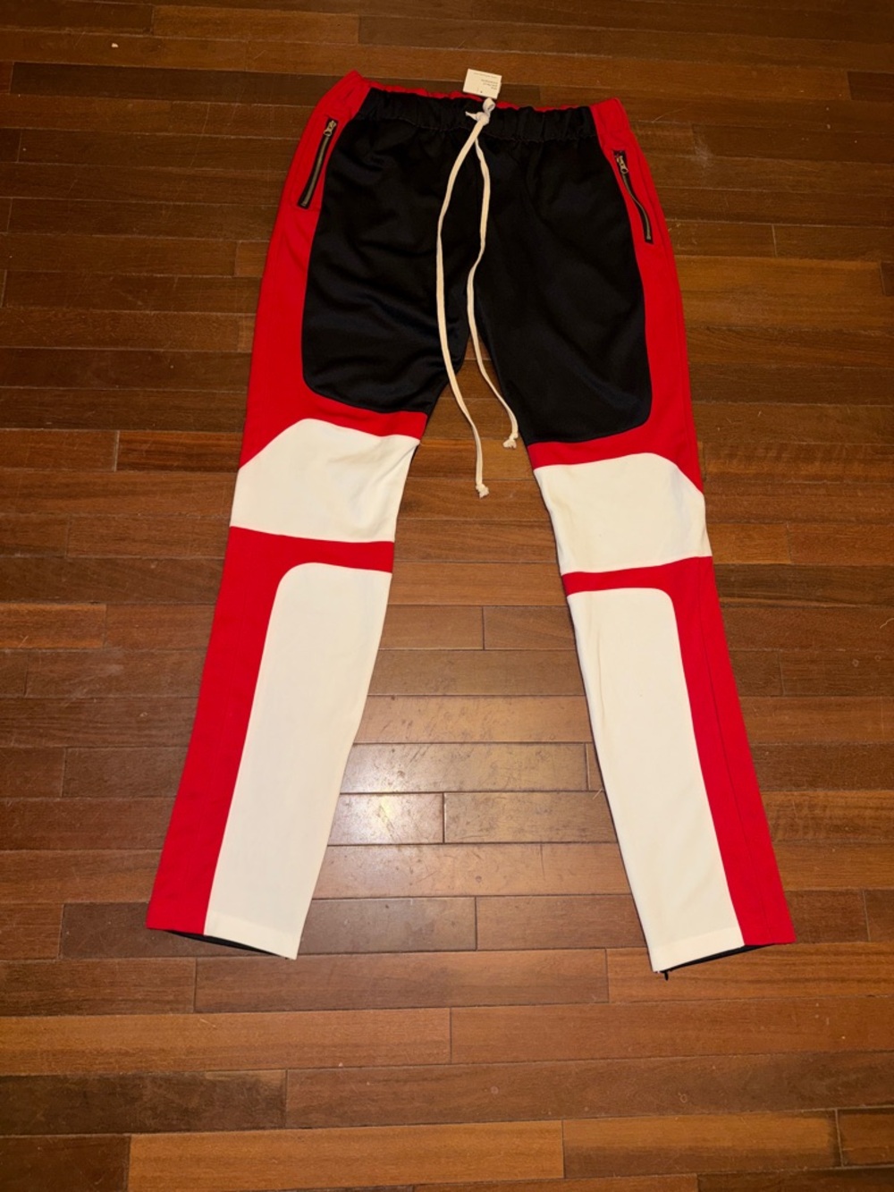 Eptm Men's Colorblock Joggers in Red, Black & White